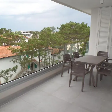 Family Duplex With Whirlpool And Terrace Bibione