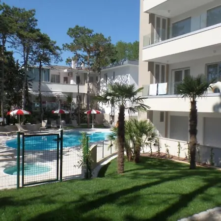 Apartment Family Duplex With Whirlpool And Terrace Bibione
