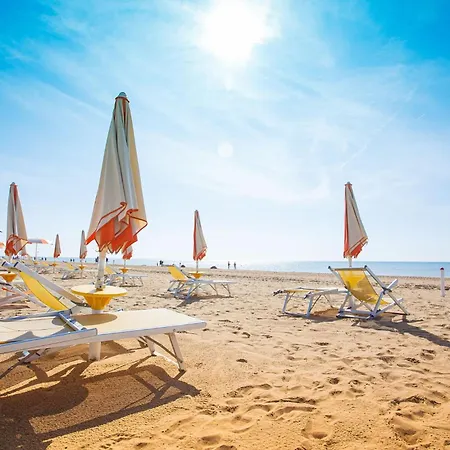 Family Duplex With Whirlpool And Terrace * Bibione